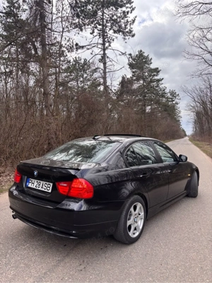 Bmw e90 318 2010 - imagine 4