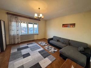 Apartament de vanzare 3 camere decomandate - imagine 2