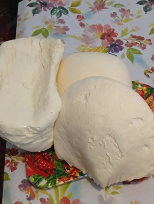 Vând brânză de vacă ai lapte proaspăt .  - imagine 3