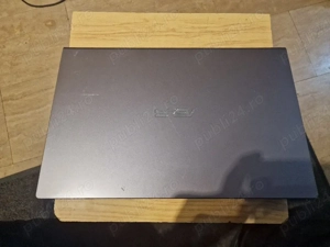 Asus Vivobook
