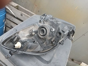 vand far Toyota Yaris 2008 - imagine 2