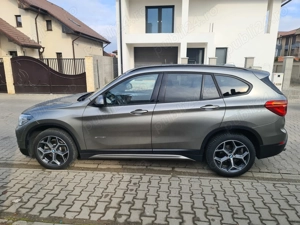 BMW X1 sDrive18i Sport Line - imagine 4