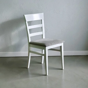 Scaun "Gabi" din lemn masiv (fag frasin) personalizabil la comandă direct de la producător