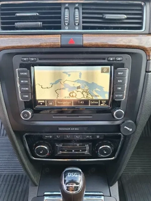 Skoda Superb 2 Facelift - Laurin & Klement - imagine 5