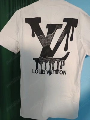 Tricou Lv în stare perfectă