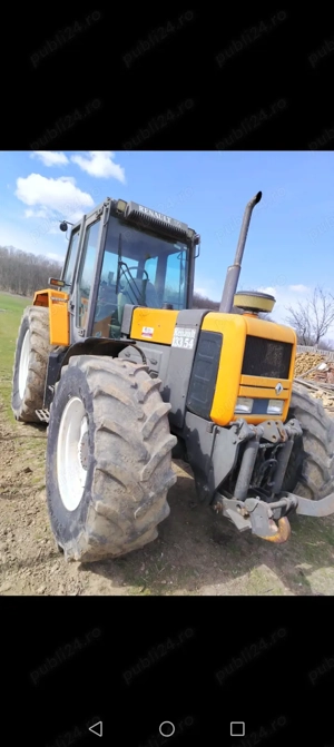 Tractor renault 133 54 