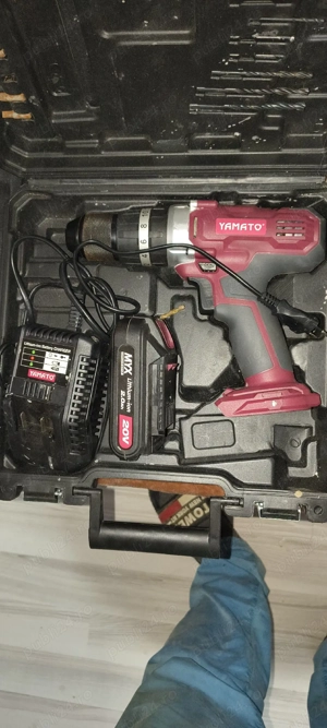 Este ca nou folosit foarte puțin 