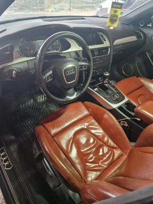 Vând Audi A4 B8 2010 2.0 tdi diesel 170 cp - imagine 3