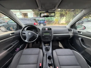 Vând Volkswagen Golf 5 - imagine 2