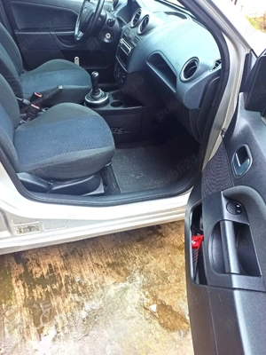 Ford Fiesta AUTOMAT 1,4 tdci an 2007 - imagine 8