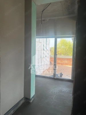 Duplex de vanzare cu 4 camere si 2 bai ,Ghiroda - imagine 7