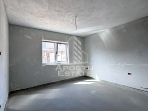 Casa de vanzare regim duplex parter Sanmihaiu Roman