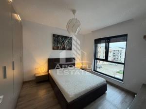 Apartament 2 camere de închiriat , modernizat, Dumbravita -intrare - imagine 2