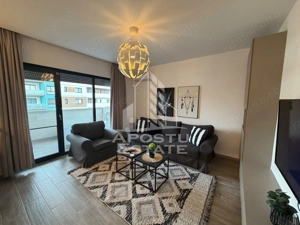 Apartament 2 camere de închiriat , modernizat, Dumbravita -intrare - imagine 9