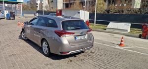 Vând Toyota Auris Hybrid +gpl - imagine 4