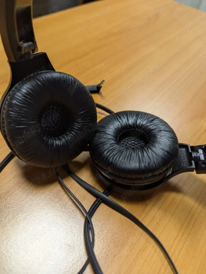 Căști Sony și Panasonic 