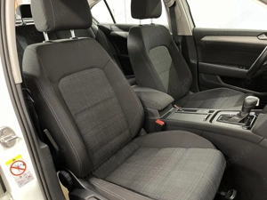 Volkswagen Passat - imagine 9