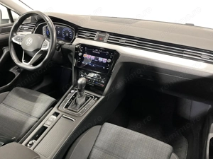Volkswagen Passat - imagine 8