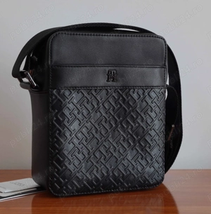 Borseta barbati   Geanta crossover Tommy Hilfiger - noua cu eticheta