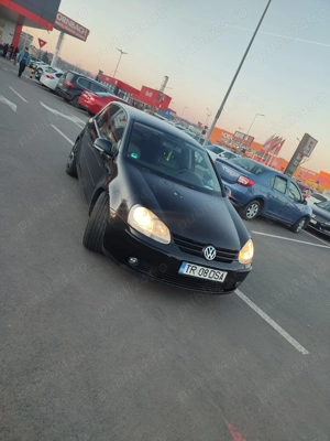 vând golf 5 motor de 1 9 diesel 6 trepte full piele  - imagine 5
