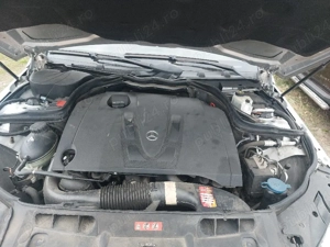 Mercedes Benz E220 - imagine 5