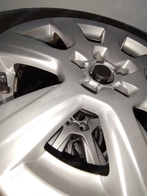 Jante R16 cu anvelope de vara  215 55 R16 Viking