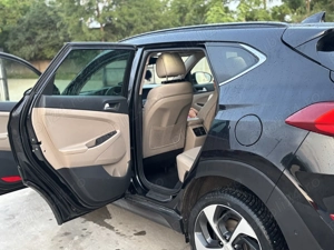 Vând Hyundai Tucson automat - imagine 4