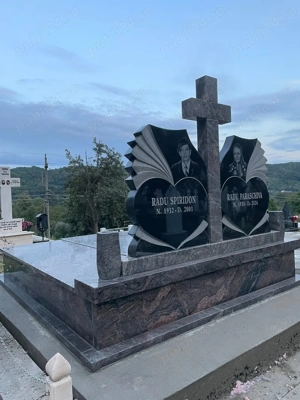 Executăm servicii funerare