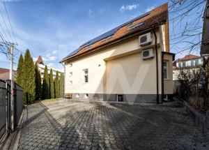 Sediul tău în Sibiu Clădire de birouri, independență energetică, parcare privată