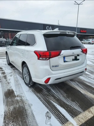 Mitsubishi Outlander 2.4L PHEV 4WD Instyle 2020 - imagine 4