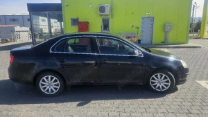 Volkswagen Jetta - imagine 2