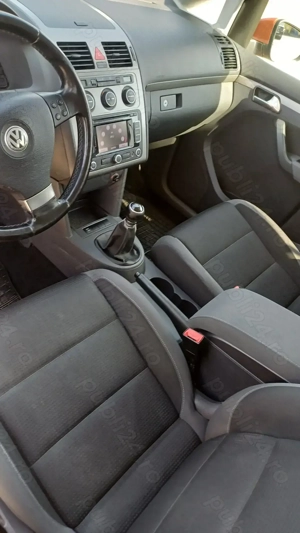 Vw touran 1.9 tdi 105 cai ,6 trepte ,freestyle ,clima,pilot,navigatie Import Germania  - imagine 11