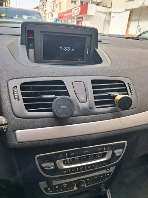 vând Renault Megane 1,5 Diesel  - imagine 2