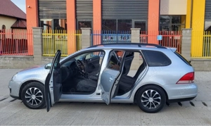 golf 5 1,9 Diesel 105 cp an 2009 unic propietar in tara toate actele la zi fiscal pe loc  - imagine 7