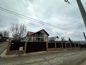 Vilă spațioasă P+1 de vânzare în Lunca Cetățuii – 190 mp utili, teren 680 mp
