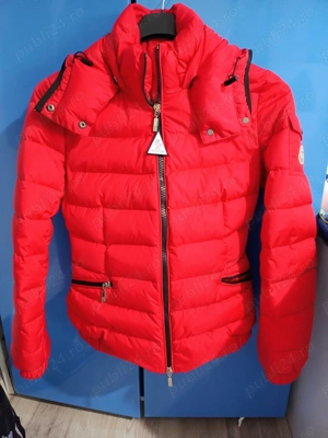 Vând geacă Moncler 