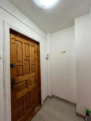 Garsoniera 27 mp, etaj intermediar, Radauti - imagine 10