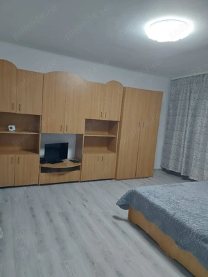 Închiriez garsonieră 