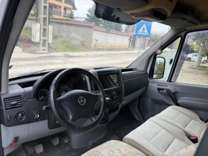Mercedes Sprinter 9 locuri - imagine 4