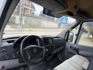 Mercedes Sprinter 9 locuri - imagine 8