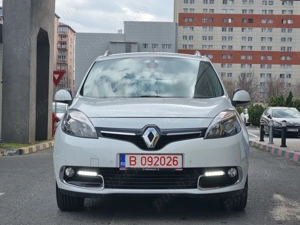 Renault Grand Scenic Privillege 7Locuri - imagine 4