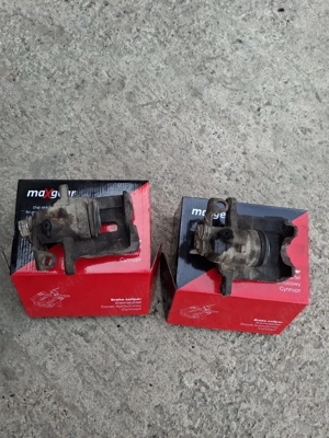 Etrieri spate Renault trafic/ opel vivaro /  - imagine 3