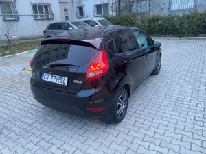 Vând Ford fiesta 1.6 diesel 105 CP Cel fiabil și economic   An fabricație 2011   - imagine 4