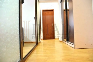 Renovat mobilat - Aleea Trandafirilor. Vanzare apart 2 cam in Targoviste. - imagine 9