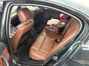 Vând BMW E90 m47 automat  - imagine 9