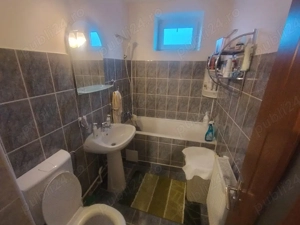 vând apartament 3 camere complet mobilat și utilat  - imagine 4
