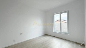 Casa Individuala - 3 camere - 2 bai - 250mp teren - imagine 5