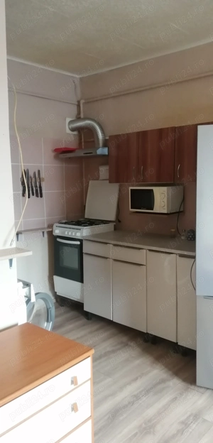 Închiriez garsoniera 23 mp - imagine 4