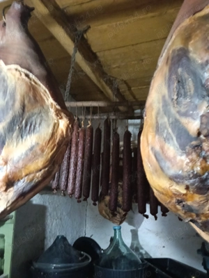 Șuncă uscata de vînzare 