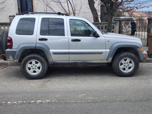 JEEP Cherokee KJ 2.4 benzina  - imagine 2